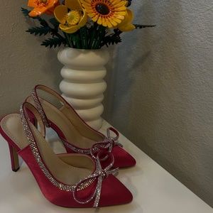 Hot pink ribbon heels 🎀